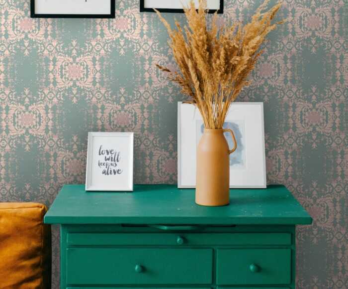 5 Quick Ways to Decorate with Green for Spring!
