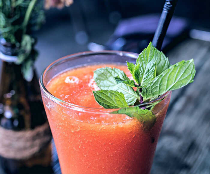 10 Vegan Cocktail Party Ideas For Every Season