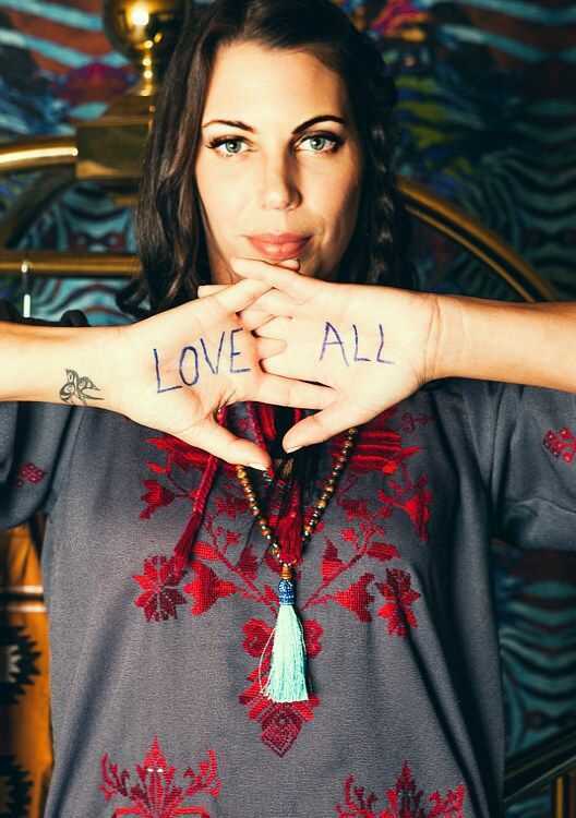 Kaftans - The Perfect Boho Dress for Summer Travel