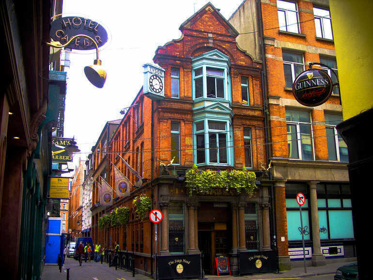 7 Must-Visit Pub Crawls in Ireland