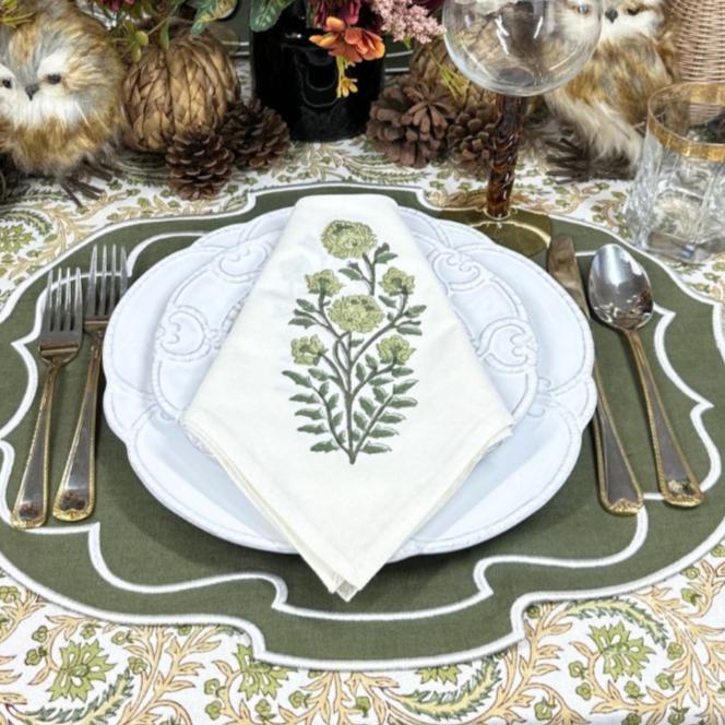 Green Flower Motif Napkin (set of 4)