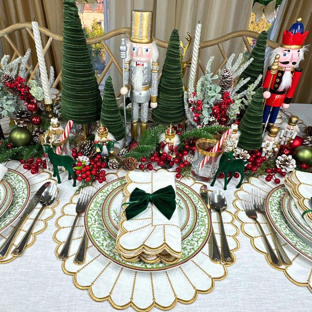 Studio Collection: Pippa Napkin - White/Gold (Set of 4)