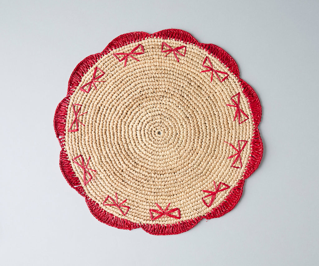 Payton James Handwoven Bow Placemats – Hand-Crocheted Raffia Palm Placemats – Unique Kitchen & Dining Table Decor – Handmade Tableware
