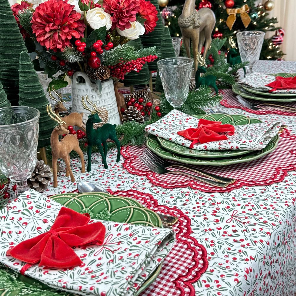 Mistletoe Napkin - (Set of 4)