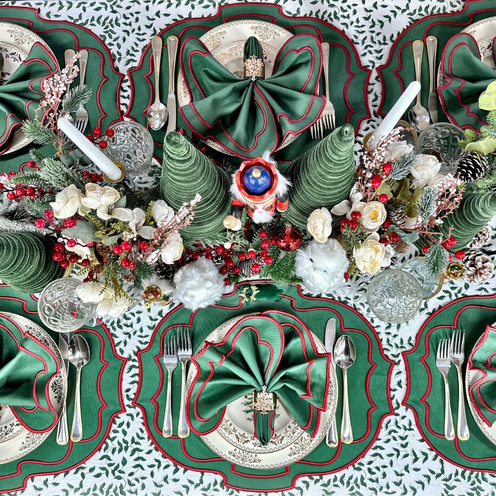 Christmas Belle Napkin (Set of 4)