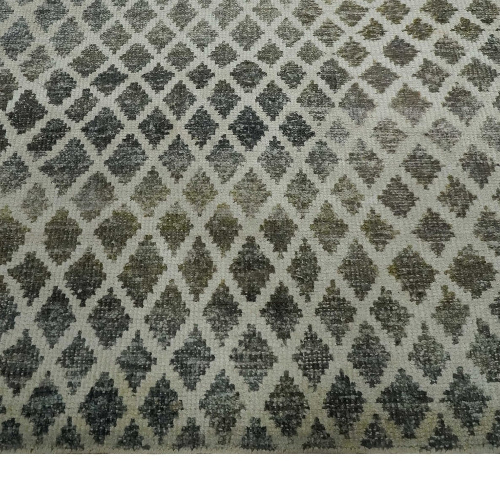 5x8 Hand Knotted Beige, Charcoal & Olive Recycled Silk Rug | OP87