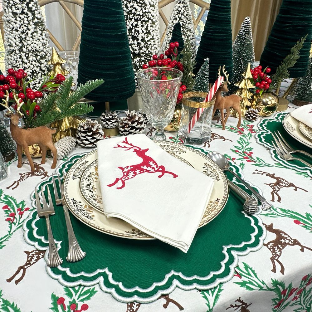 Red Enchanted Reindeer Motif Napkins (Set of 4)