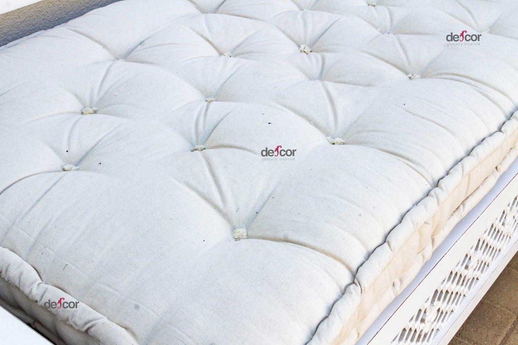 Moorish Floral Pearl Daybed Sofa - SmithHönig