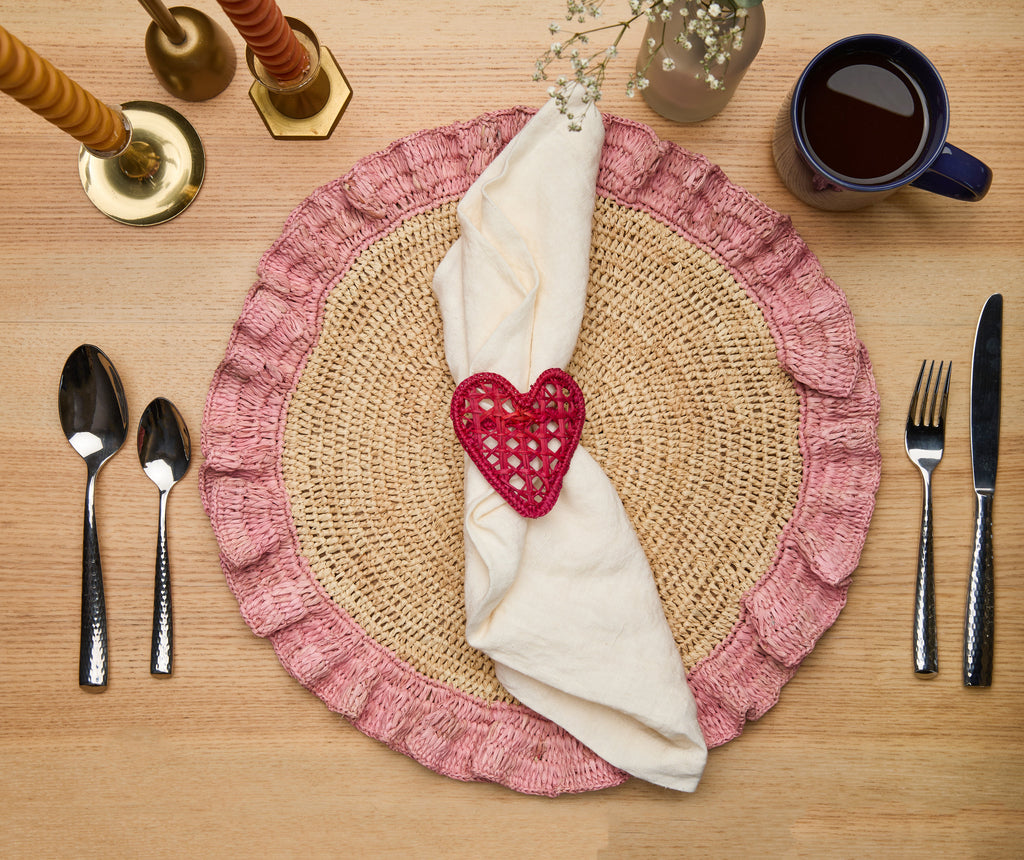 Handwoven Raffia Ruffle Placemat – Boho Chic Table Décor – Summer Table Accent