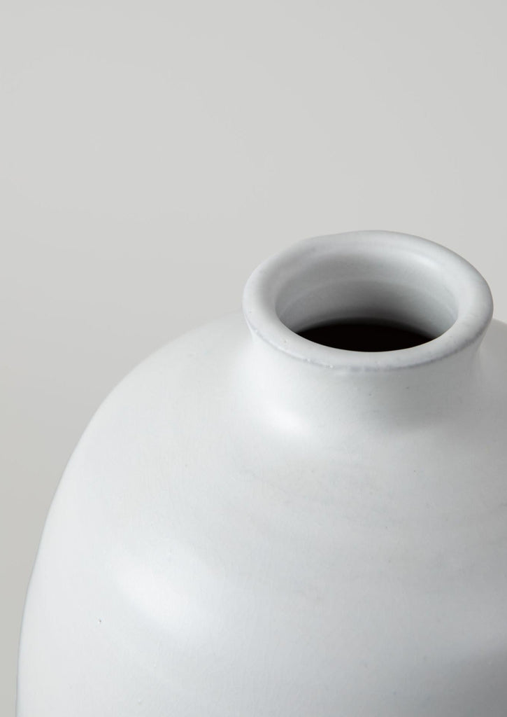 Large Handmade Ceramic Ronda Vase in Matte White Glaze - 10.5"