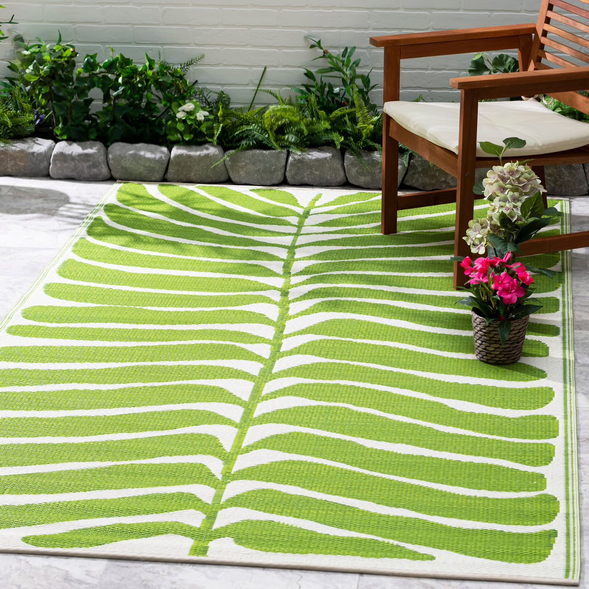 Hilo - Green Outdoor Rug for Patio | SmithHönig