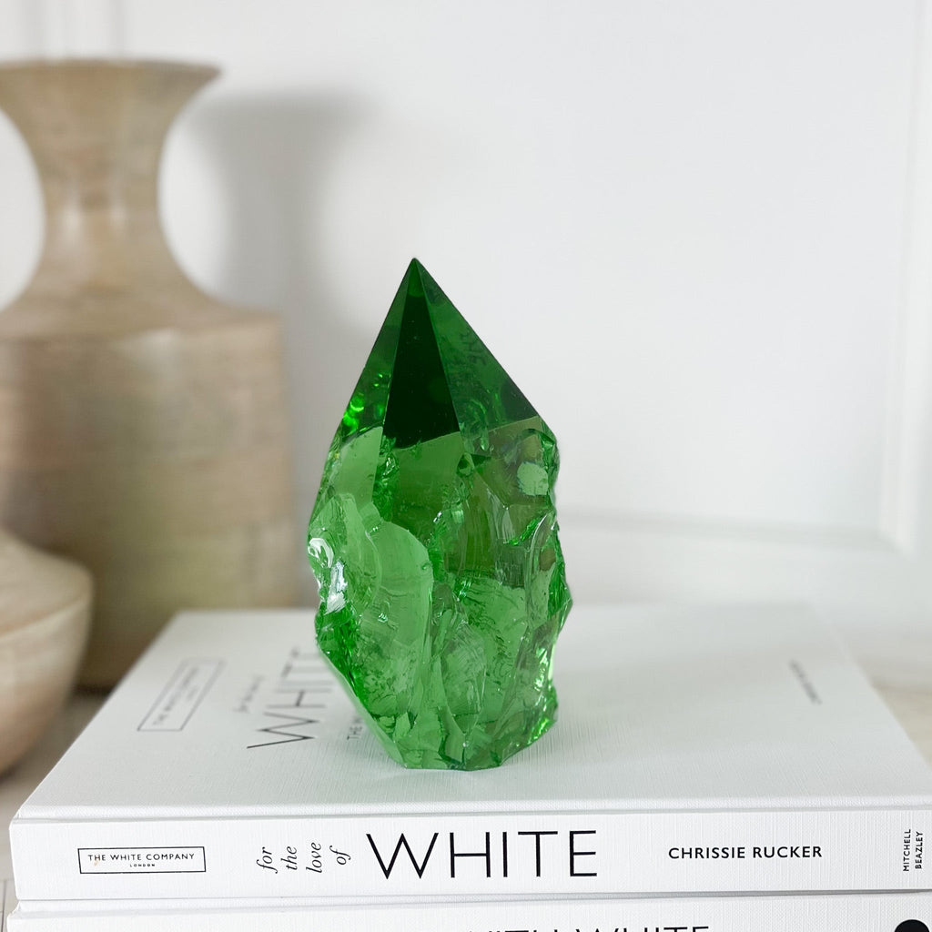 Rustic Emerald Green Glass Point