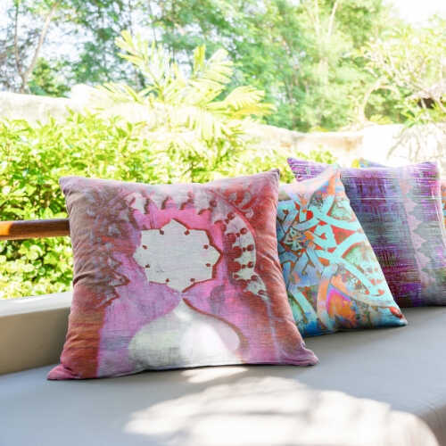 Outdoor Pillow - Crespi Arch Pink