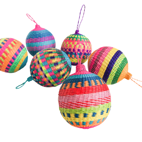 Handwoven Iraca-Toquilla Sphere Ornaments - Set of 3